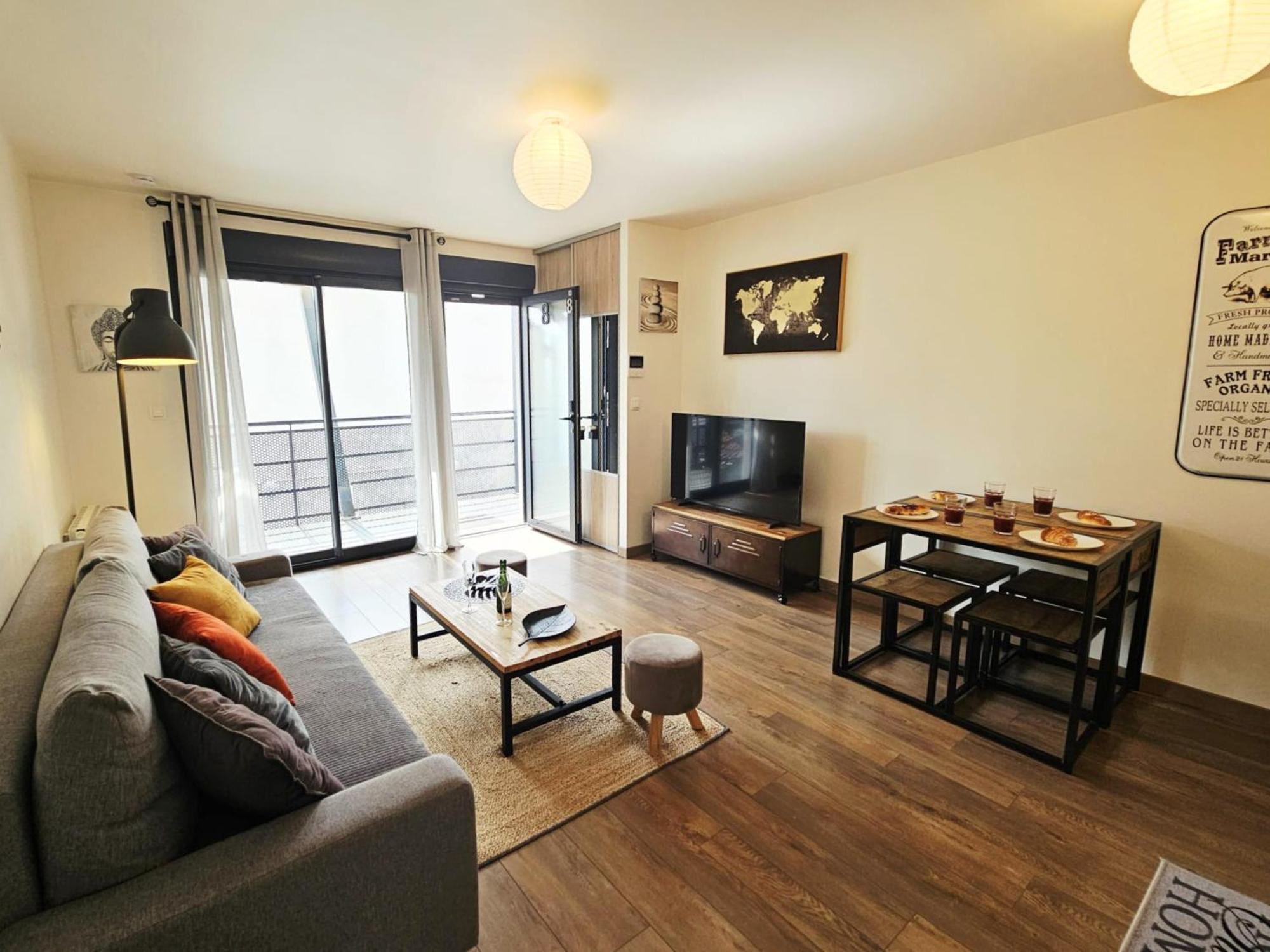 Apartment Au Cœur Historique De Place D'erlon T2
